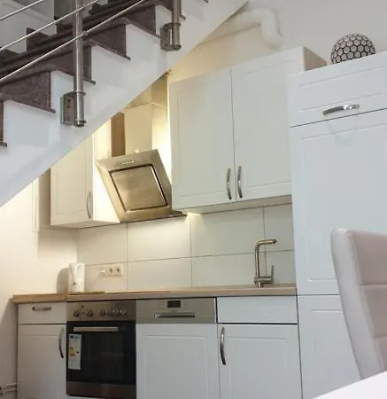 Flats-4u - Cosy, Quiet & Clean In The